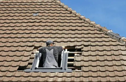 Pose de velux à Sablons